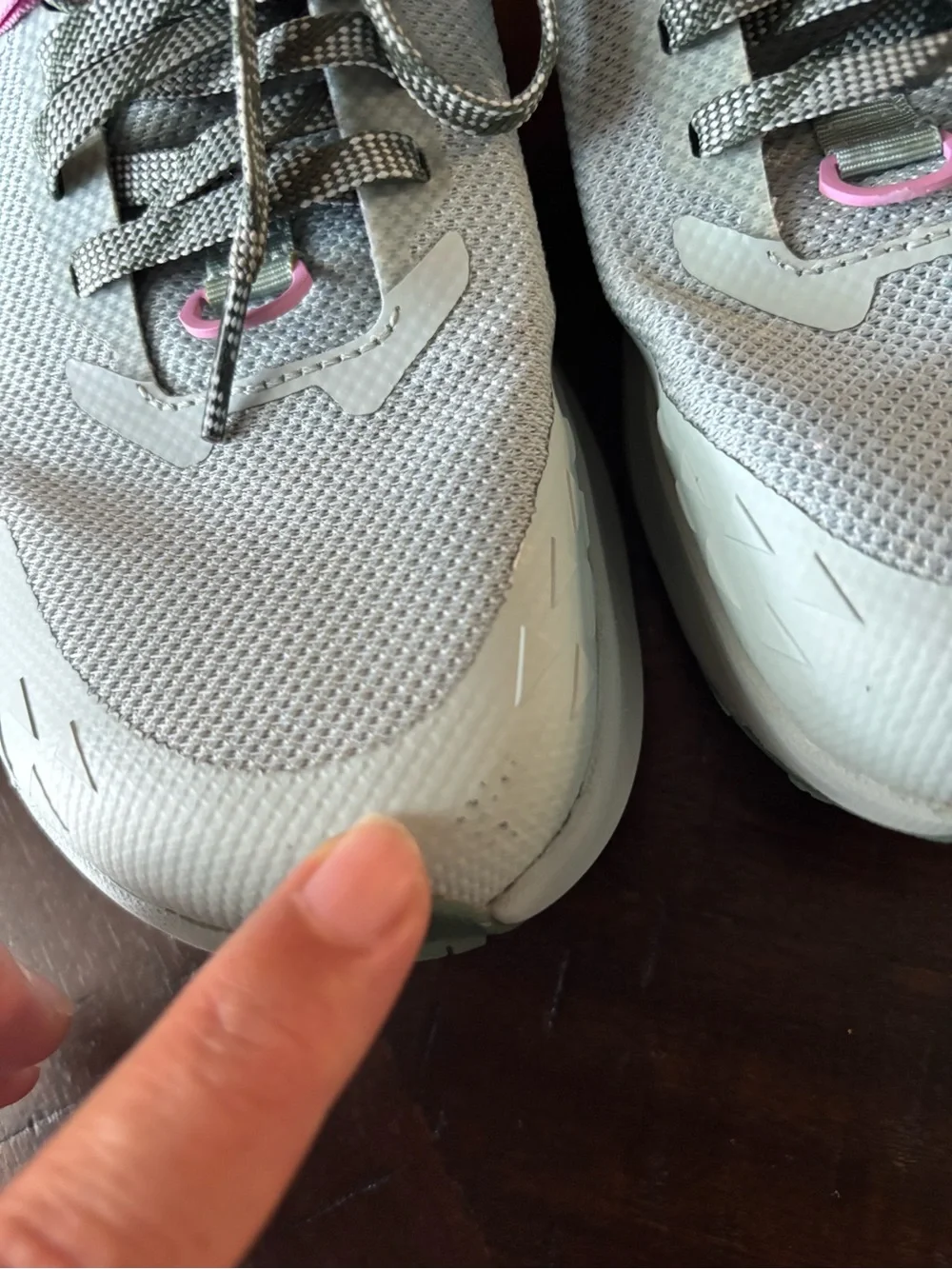 7.5 Women’s Altra Athletic Shoes- Light Green with Labender Accents